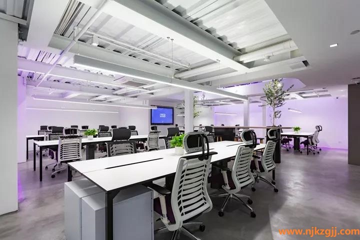  針對不同類型企業(yè)，辦公室家具選擇也不同
